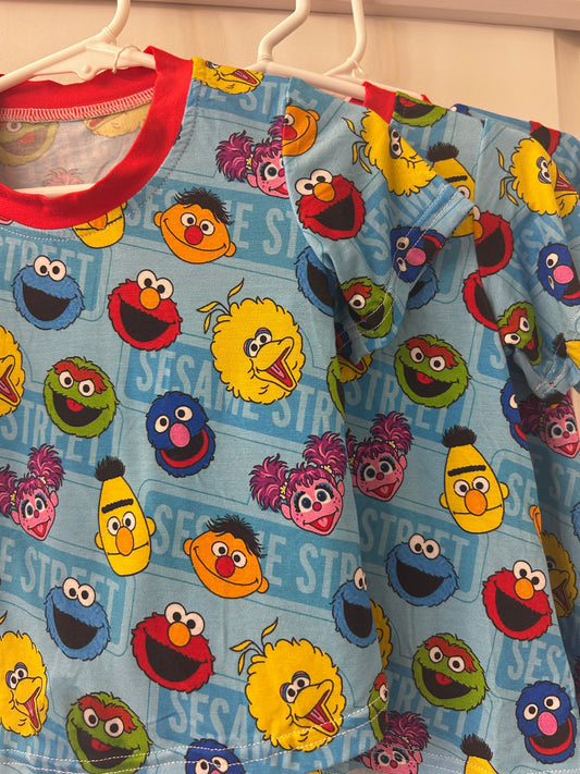 SESAME STREET 2 PIECE SET
