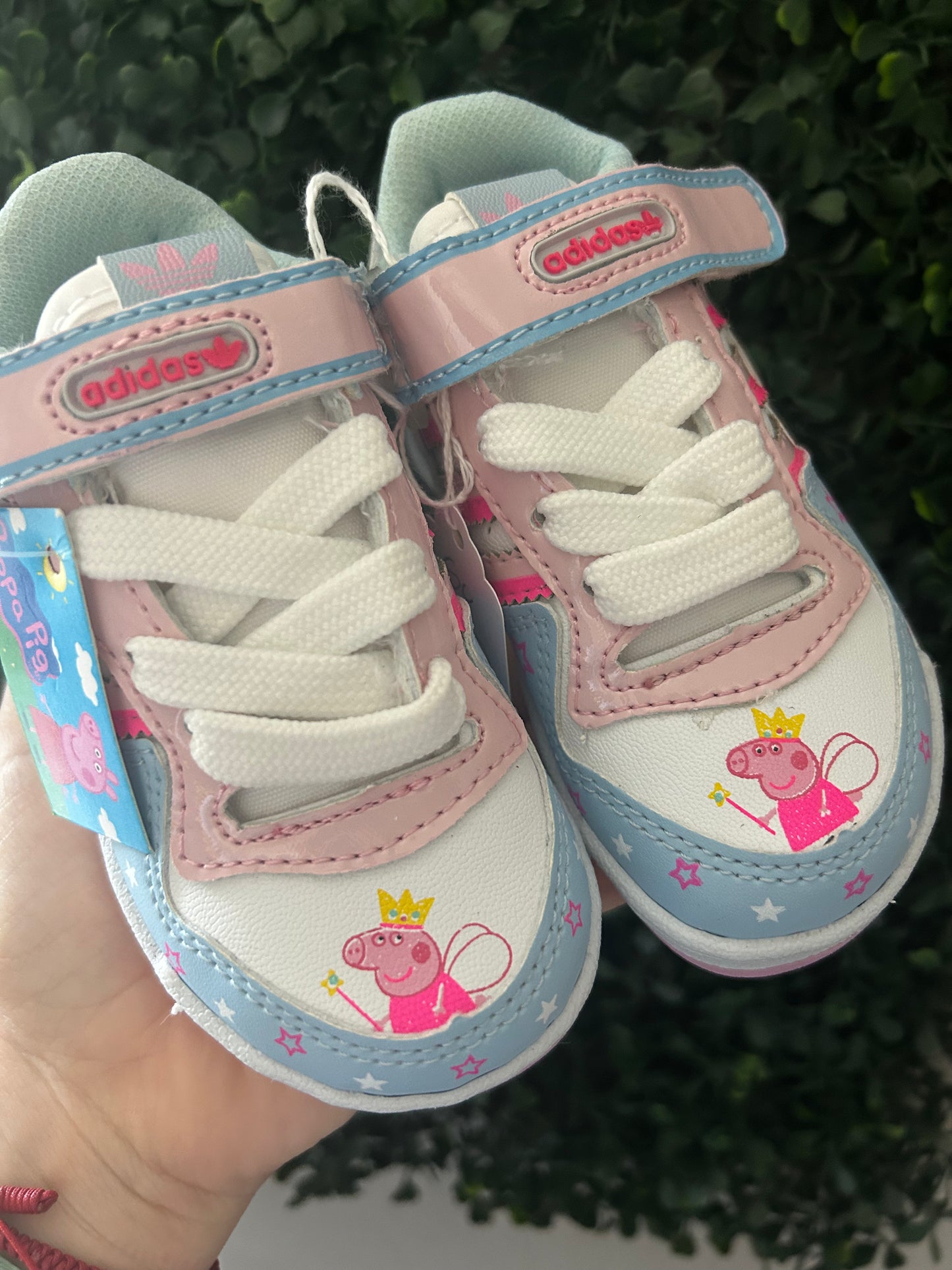 Peppa kicks