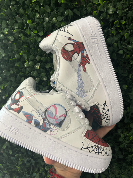Spidey and friends kicks