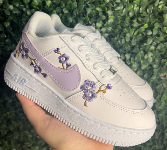 Embroided Shoe